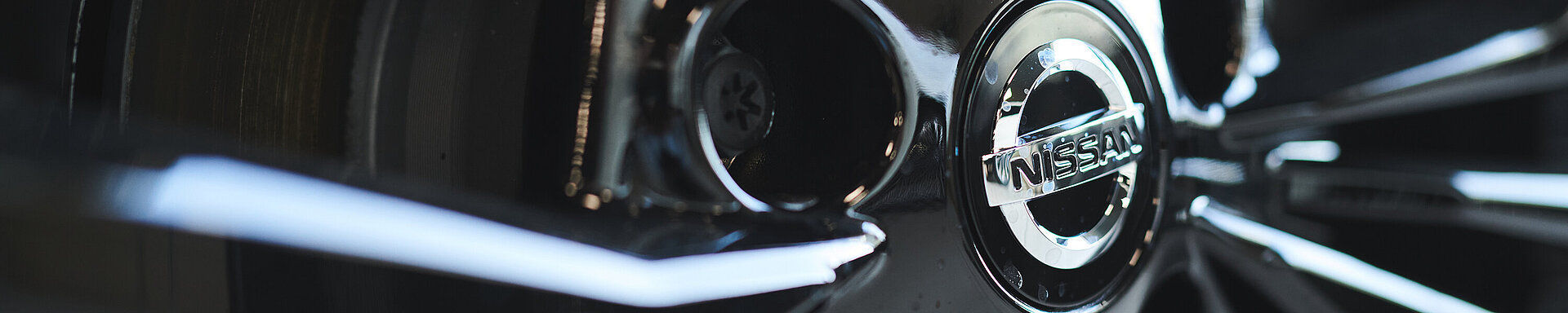 Nissan Felge schwarz